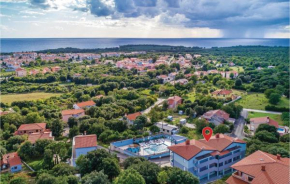 Гостиница Two-Bedroom Apartment in Betiga  Барбарига Датуле